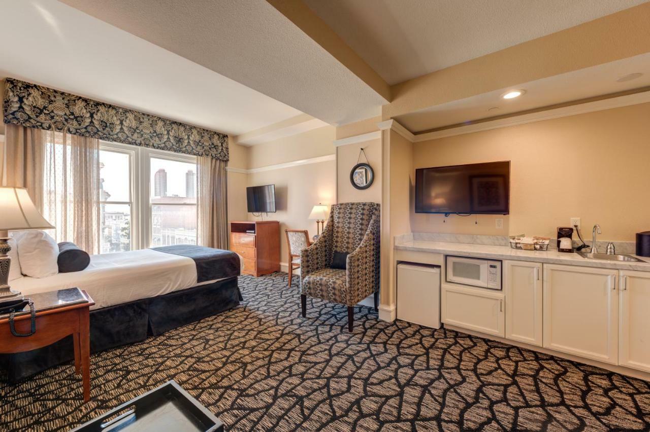Gaslamp Plaza Suites Сан Диего Екстериор снимка