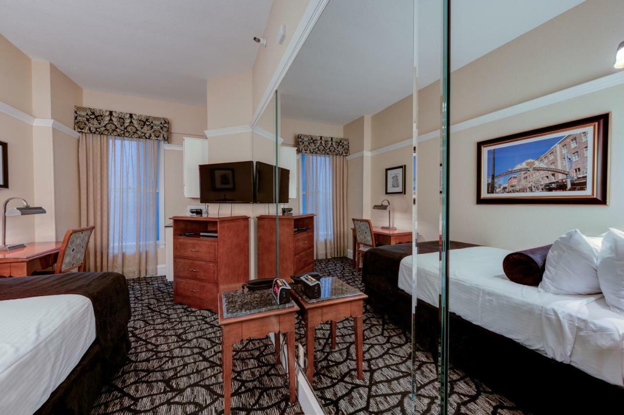Gaslamp Plaza Suites Сан Диего Екстериор снимка
